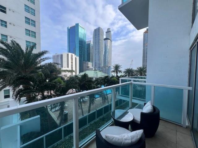 Апартаменти 2 Story Loft Downtown Маямі Екстер'єр фото